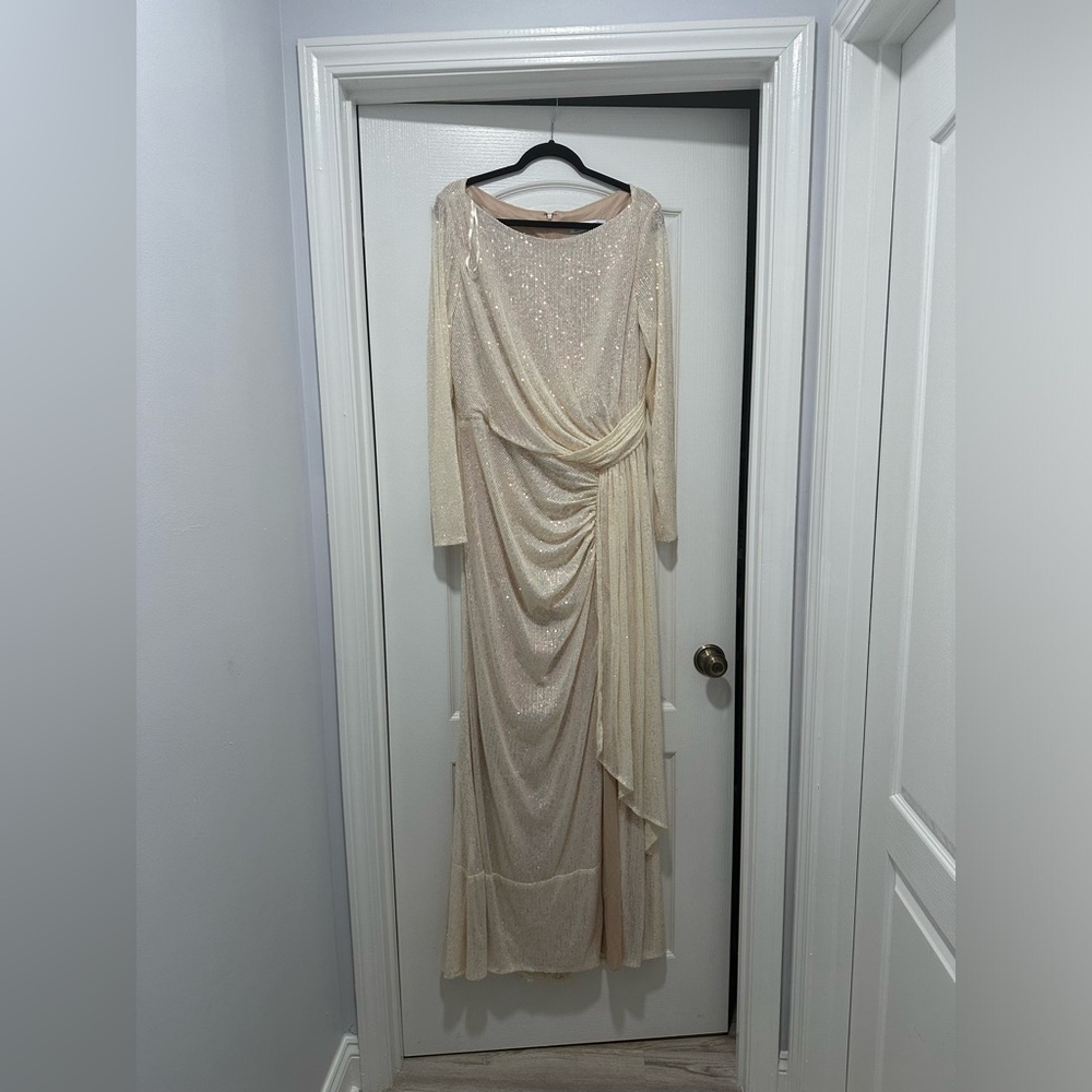 IENNA for Mac Duggal
Opal Colored Dress with Sequins 
Size 16 
Never Worn